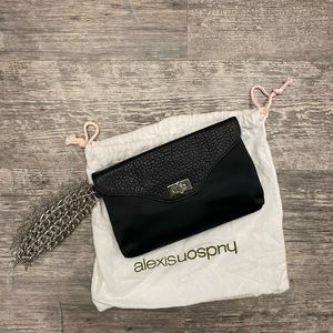 Alexis Hudson clutch